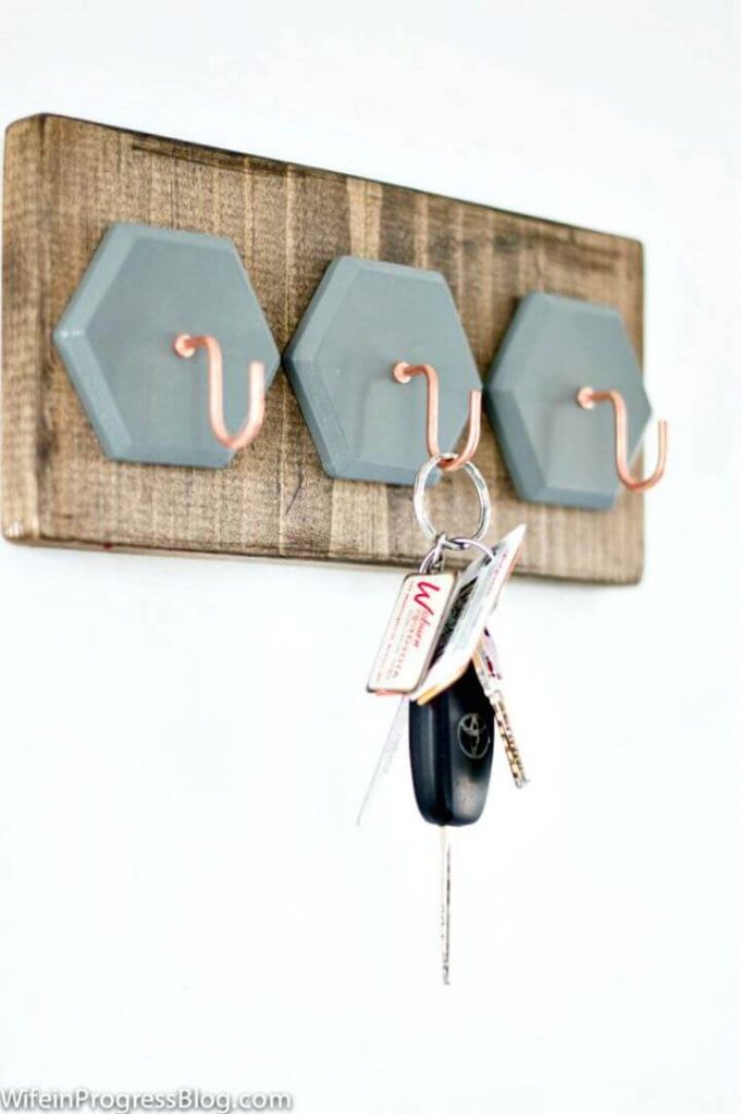 24 Cool DIY Key Holders - DIYCraftsGuru